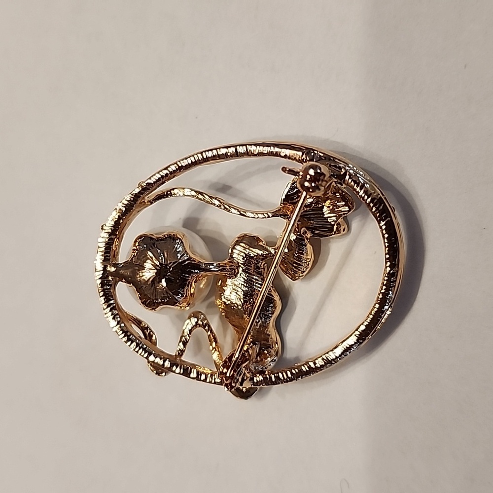 Brooch - Picture 3 of 4